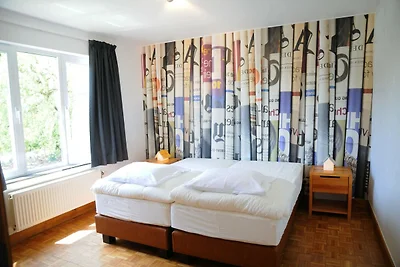 Spazioso bungalow con ampio giardino