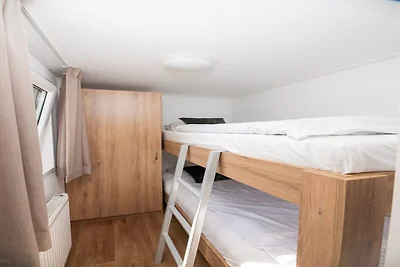 Flusshütte mit privatem Whirlpool