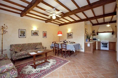Ferienhaus im Zentrum von Lucignano