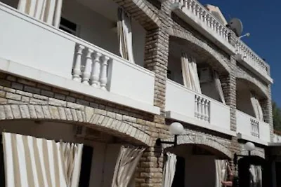 Triple Room with Sea View 109