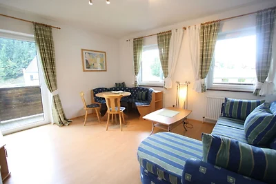 Malerische Wohnung mit Außenpool