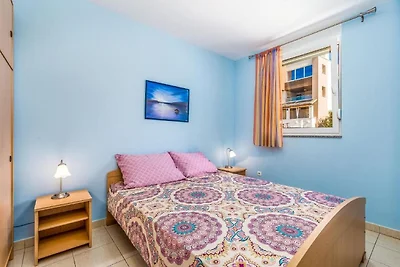 Hübsche Wohnung in Mandre mit Grill