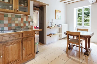 Modernes Ferienhaus mit Swimmingpool