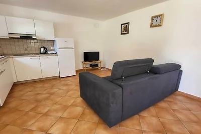 Peaceful Countryside Holiday Home with Terrac...