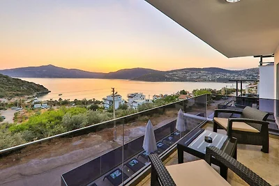 Villa in Kalkan mit Schwimmbecken