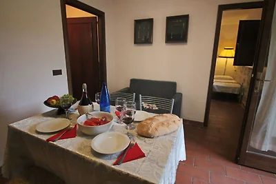 Attraente appartamento con piscina