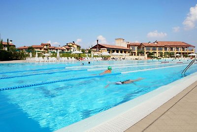 Wohnung mit einem schönen Blick auf den Pool