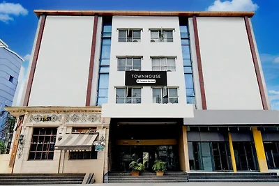 Stadthaus Narayanaguda Metro Station
