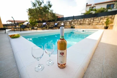 MY DALMATIA - Sea view holiday home Nekic