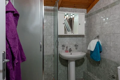 Spaziosa villa con piscina privata a Romiri