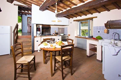 Hübsches Ferienhaus in Acqualagna mit...