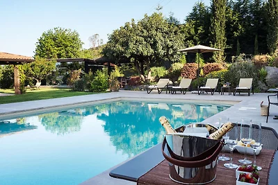 Villa moderna a Trecastagni con piscina