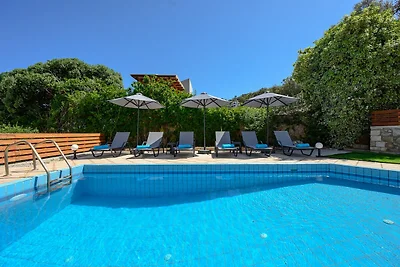 Geräumige Villa mit 3 Schlafzimmern auf Bali