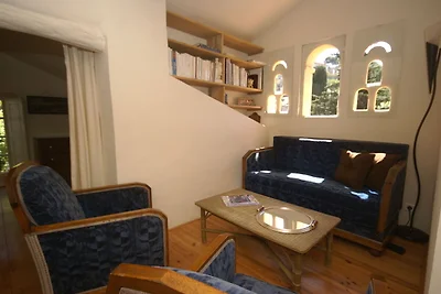 Stylische Villa mit Swimmingpool in Grasse