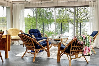 5 Personen Ferienhaus in LINKÖPING-By Traum