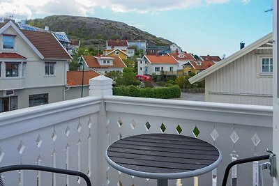 4 person holiday home in HUNNEBOSTRAND