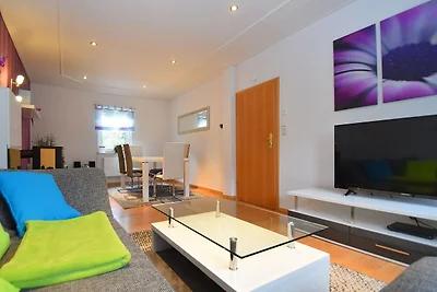 Modernes Ferienhaus in Deifeld mit privatem...