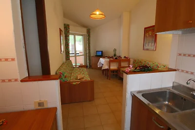 Schönes Ferienhaus in Giannella nahe dem...