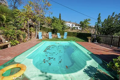 Gemütliches Ferienhaus mit Schwimmbad