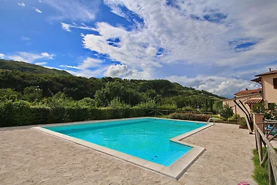 Ferienhaus in Piobbico Marche mit Pool