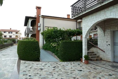 Ferienwohnung in Pula mit Schwimmbecken