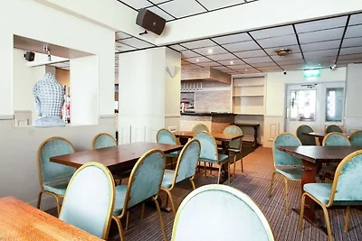 Superior Family Of 5 Room