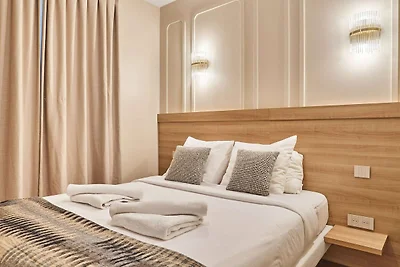 Hervorragende klimatisierte Wohnung auf den C...