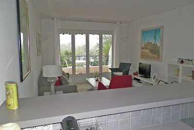 Contemporary Apartment in Antibes with...