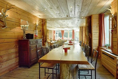 Luxurious Mansion in Stoumont with Indoor...
