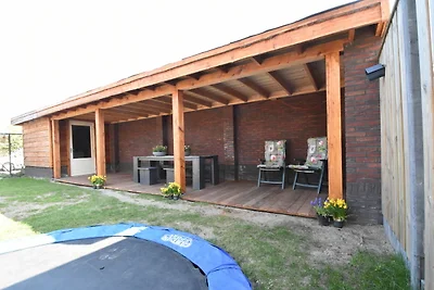 Casa familiare a Limmen, vicino alla spiaggia