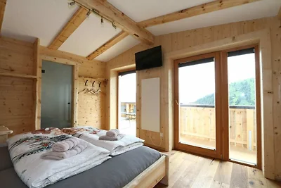 Hütte im Zillertal nahe Hochzillertal...