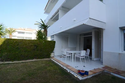 Spacious apartment in Pals