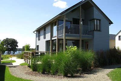 Geräumige Villa mit Sauna und Kamin