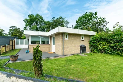 Bungalow nahe Sint Maartenszee Strand