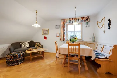 Sonnendurchflutete Wohnung in Waldnähe