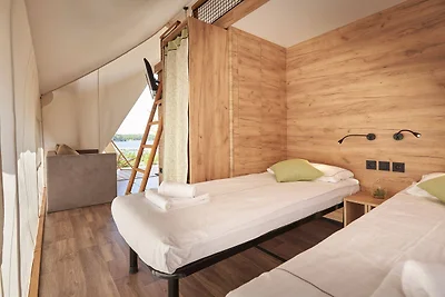 Comfortable tent lodge with veranda