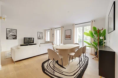 Hervorragende Wohnung mit Klimaanlage – 2 Sch...