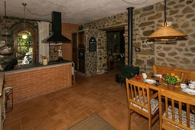 Komfortable Villa in Santa Fiora mit...