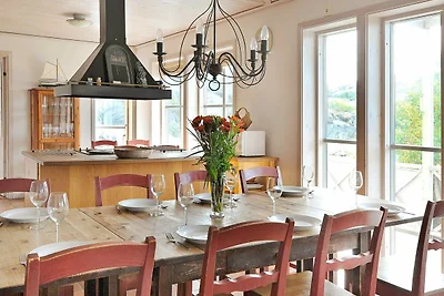 12 Personen Ferienhaus in Skärhamn