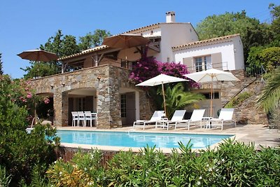 Schöne Villa in Cavalaire sur Mer mit...