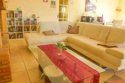 Schönes Ferienhaus in Argeliers mit...