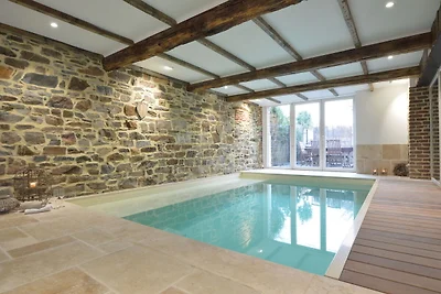 Gemütliches Ferienhaus in Theux mit Pool