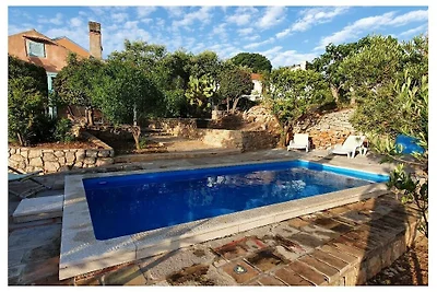 Hütte in Veli Losinj mit Schwimmbecken