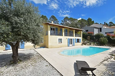 Confortevole villa con piscina privata
