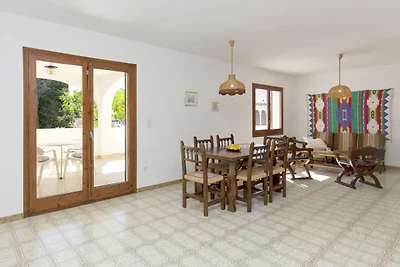 Schöne Ferienwohnung in Mont-roig Bahía mit...