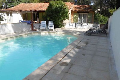 Komfortables Ferienhaus mit privatem Pool