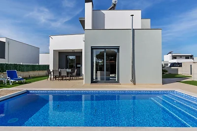 Luxusvilla mit privatem Pool