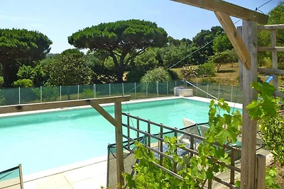 Villa in Roquebrune mit Meerblick und Pool