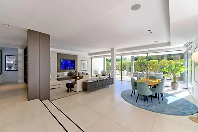 Villa in Puerto Banús mit beheiztem Pool