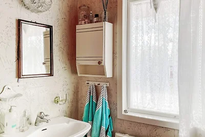 5 Personen Ferienhaus in HALLSTAVIK